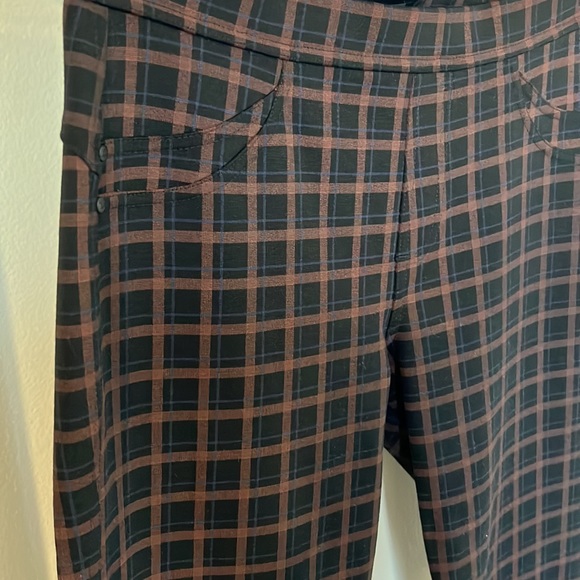 Sanctuary plaid runway leggings - Picture 2 of 5